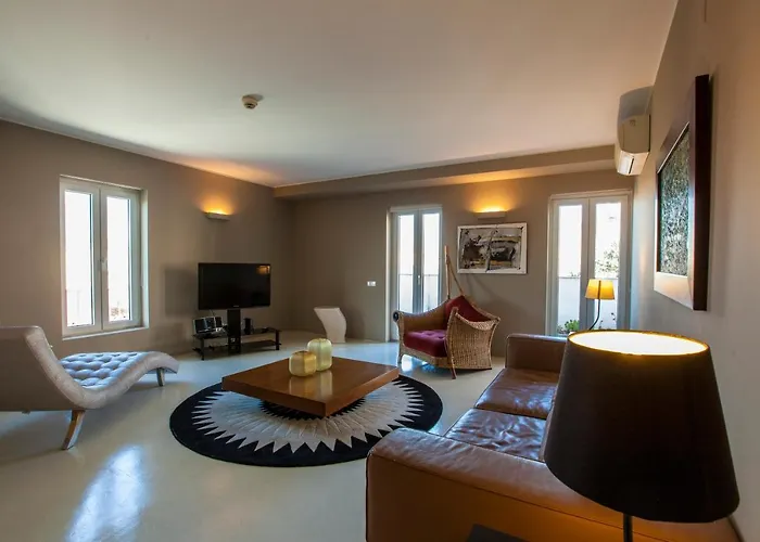 Pateo Lisbon Lounge Suites